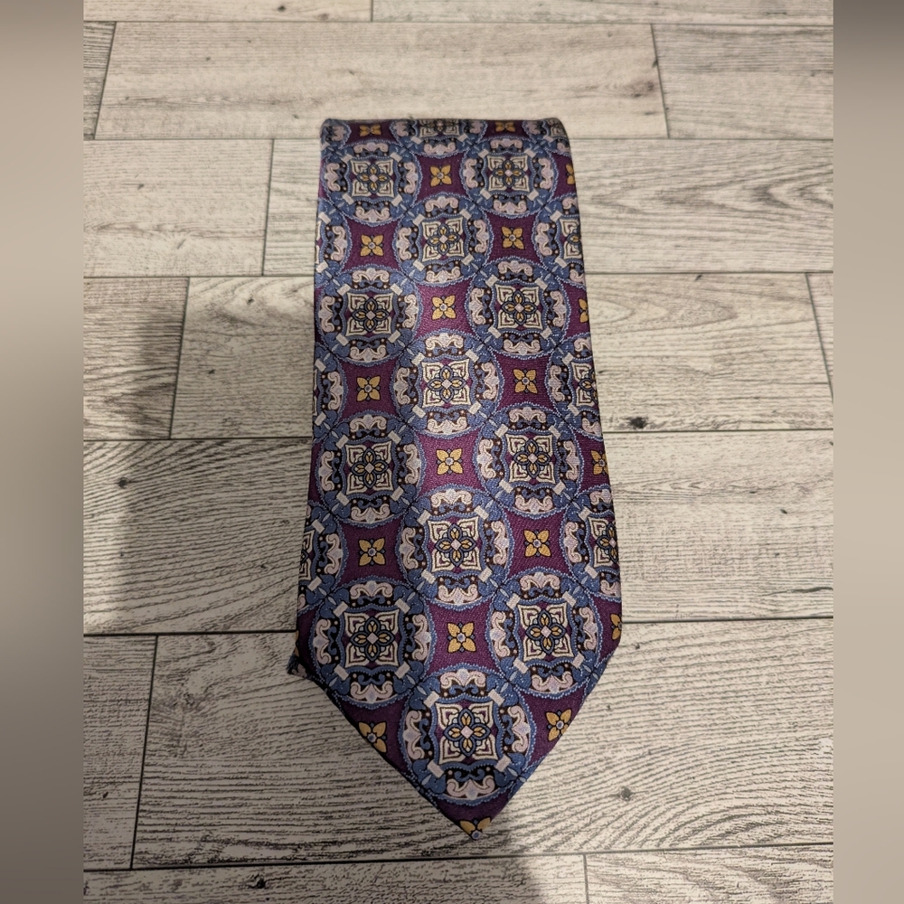 Jos. A. Bank Elegant Blue and Burgundy Tie